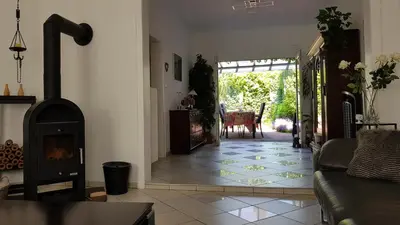 Ein Sitzbereich in der Unterkunft Das Steigerhaus in Mülheim an der Ruhr