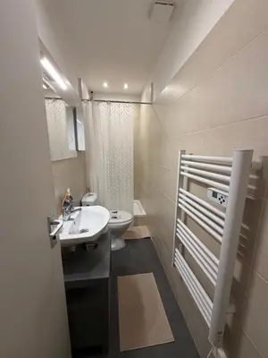 Ein Badezimmer in der Unterkunft Helios City Room