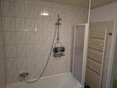 Ein Badezimmer in der Unterkunft schöne 3 Zimmer Wohnung in ruhiger Lage
