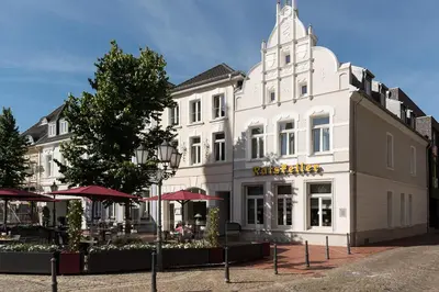 Das Gebäude in dem sich das Hotel befindet