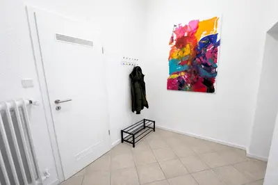 Grundriss der Unterkunft Apartment 70QM Düsseldorf Küche Zentral
