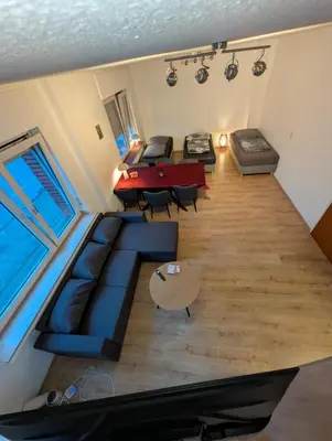 Ein Sitzbereich in der Unterkunft Luna City Apartments - Central Living