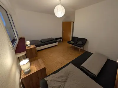 Ein Sitzbereich in der Unterkunft Luna City Apartments - Central Living