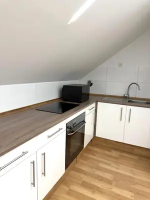 Küche/Küchenzeile in der Unterkunft Moderne, neu möblierte Wohnung in zentraler Lage