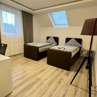 New Apartments - Free Parking - WiFi - Kitchen