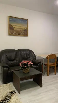 Ein Sitzbereich in der Unterkunft city room Düsseldorf - Messe - Airport