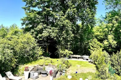 Ein Garten an der Unterkunft FeWo Schäfer, Ratingen - Exklusive 2-Zimmer-Wohnung zum Wohlfühlen 78 qm
