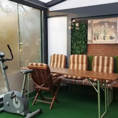 Möbliertes Haus mit Garten im Herzen von Moers