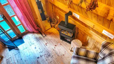 Ein Sitzbereich in der Unterkunft Finnhütte bei GRETA