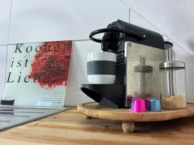 Kaffee-/Teezubehör in der Unterkunft FeWoNü - Ferienwohnung Nüdelshalbach