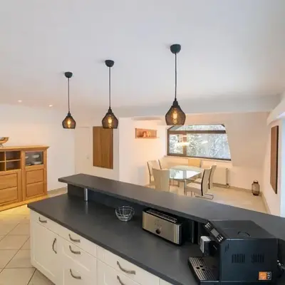 5-Star Apartment Relax & work with your family