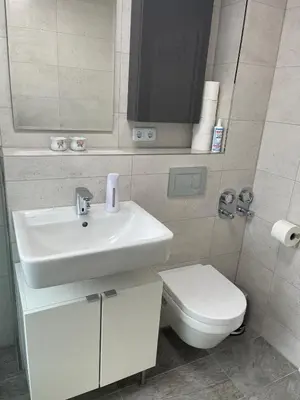 Ein Badezimmer in der Unterkunft 3-Zimmer Wohnung - 4 OG