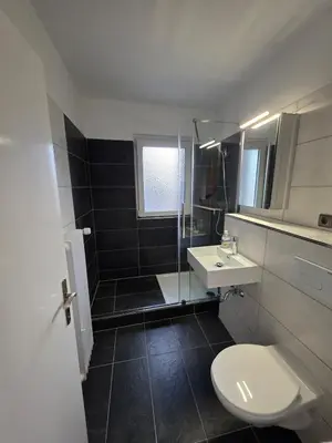 Ein Badezimmer in der Unterkunft 3-Zimmer Wohnung - 3 OG