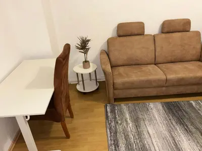 Ein Sitzbereich in der Unterkunft Komfortwohnung mit zwei Schlafzimmern in Barmen
