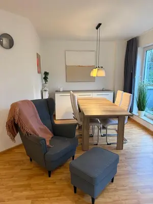 Ein Sitzbereich in der Unterkunft Komfortable Ferienwohnung Auf dem Höchsten in Dortmund Süd