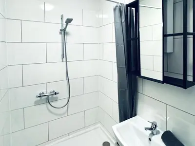 Ein Badezimmer in der Unterkunft SAP08- Fitter's apartment in Solingen