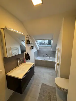 Ein Badezimmer in der Unterkunft Juwel im POTT-Zentral-100 qm-Stellplatz-Balkon-Kamin