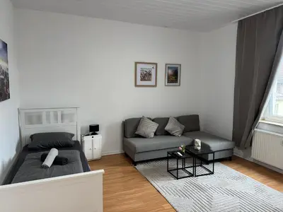 Ein Sitzbereich in der Unterkunft Stylish Central Apartment Free Parking Free WiFi