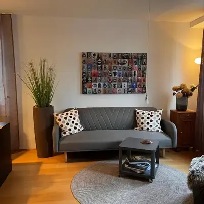 2-Raum-Appartment Nähe alte Maschienenhalle GUT Solingen