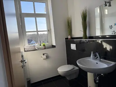 Ein Badezimmer in der Unterkunft Modernes Studio am Hafen Bergkamen - Hannah