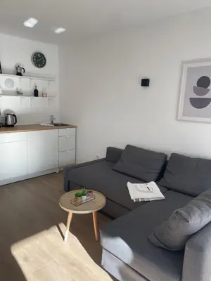 Ein Sitzbereich in der Unterkunft Zentrales, loftartiges Apartment in Lüdenscheid mit Balkon & Weitblick