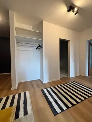 Grundriss der Unterkunft Olive Apartment mit Balkonen & Elektrogrill, 24h Self-Check-in, Free Parking, Netflix & WiFi, TOP Lage, Nähe KEM Kliniken