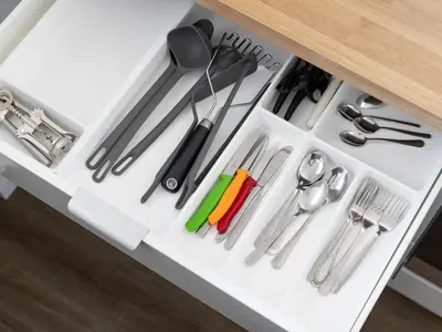 Küche/Küchenzeile in der Unterkunft BudgetRoom 3 Betten Küche Bad Studio
