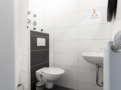 Ein Badezimmer in der Unterkunft BudgetRoom 3 Betten Küche Bad Studio