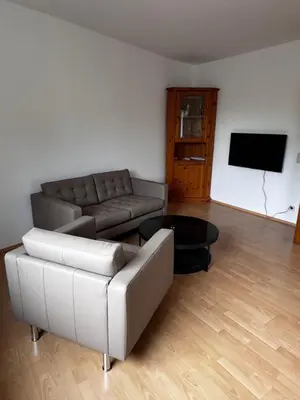 TV/Unterhaltungsangebot in der Unterkunft Große Wohnung verkehrsgünstig im Zentrum Duisburgs