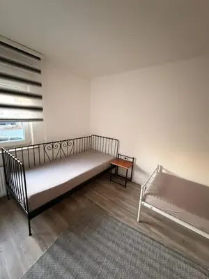 Ein Bett oder Betten in einem Zimmer der Unterkunft WorkHome A2 zu 3