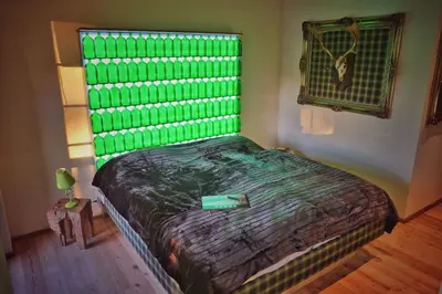 Ein Bett oder Betten in einem Zimmer der Unterkunft Road Stop Mettmann