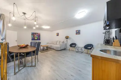 TV/Unterhaltungsangebot in der Unterkunft Aurion City - Design Apartment in Düsseldorf
