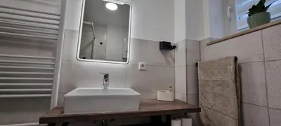Ein Badezimmer in der Unterkunft EG-Wohnung in direkter Nähe des SG HBF