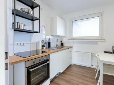 Küche/Küchenzeile in der Unterkunft BudgetRoom 3 Schlafzimmer Workers Home