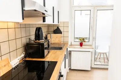Küche/Küchenzeile in der Unterkunft CosyHomes24 - TOP traffic connection and balcony - UN02a