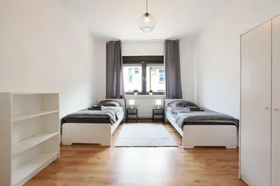 Ein Bett oder Betten in einem Zimmer der Unterkunft Feel good and rest well - Apartments for workers and tourists 1-4 person - WiFi - Smart TV - Garden