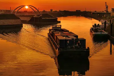 Blick auf den Sonnenuntergang/Sonnenaufgang von der Ferienwohnung aus oder aus der Nähe