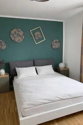 Ein Bett oder Betten in einem Zimmer der Unterkunft 2 Zimmer Wohnung