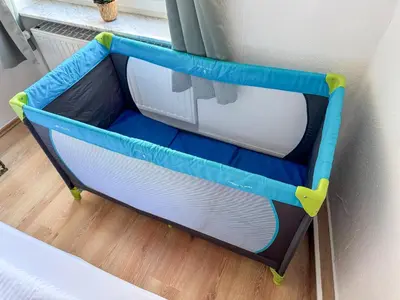 Ein Bett oder Betten in einem Zimmer der Unterkunft Wuppertal nähe DUS, 2 Bedrooms, Parking