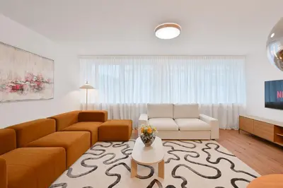 Ein Sitzbereich in der Unterkunft Beautiful 2-Room Apartment in City Center with Kitchen and Free Wifi