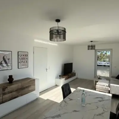 Neue und modische Wohnung im Duisburger Süden