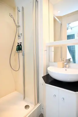 Ein Badezimmer in der Unterkunft Self check in City Hostel Nordstern