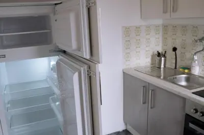 Küche/Küchenzeile in der Unterkunft Work & Stay apartments Solingen