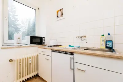 Küche/Küchenzeile in der Unterkunft Work & Stay apartments Solingen