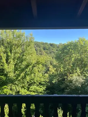 Ein Balkon oder eine Terrasse in der Unterkunft Hotel in der Strassen