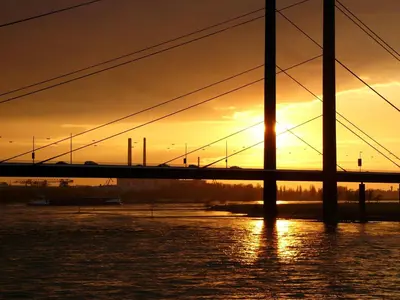 Blick auf den Sonnenuntergang/Sonnenaufgang von der Ferienwohnung aus oder aus der Nähe