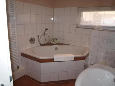 Ein Badezimmer in der Unterkunft Wegermann`s BIO-Landhaus im Wodantal