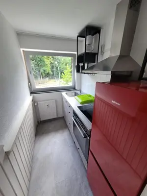 Küche/Küchenzeile in der Unterkunft Messezimmer am Thewissenweg