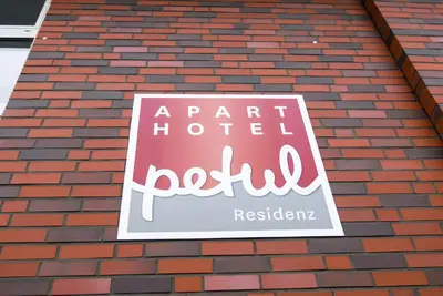 Ein Zertifikat, Auszeichnung, Logo oder anderes Dokument, das in der Unterkunft Petul Apart Hotel Residenz ausgestellt ist