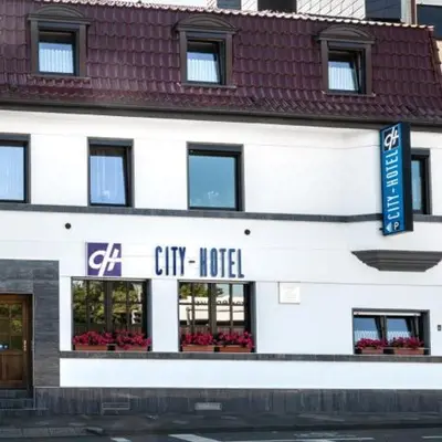 Ein Zertifikat, Auszeichnung, Logo oder anderes Dokument, das in der Unterkunft City Hotel Hilden ausgestellt ist